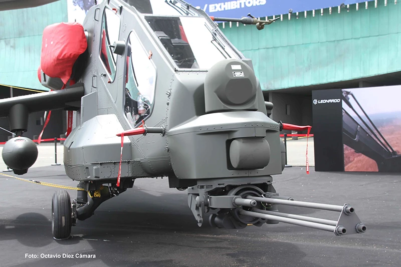 En la proa del Fenice se incluye el módulo OTS y el cañón de 3 tubos de 20 milímetros, una configuración que ha demostrado su eficacia en otros diseños. Foto: Octavio Díez Cámara